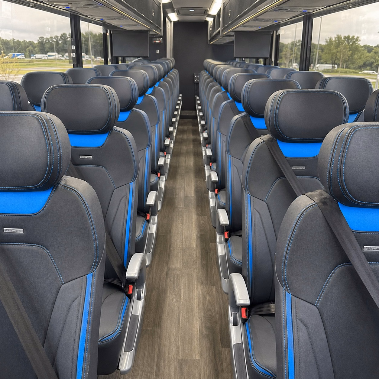 charter buses for music festivals outdoor events and multi day concert weekends