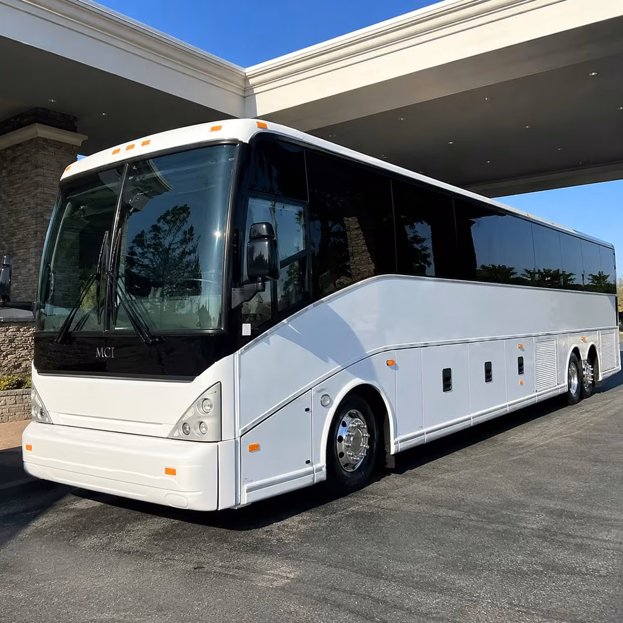 clarksville airport transportation for sports teams and fan groups