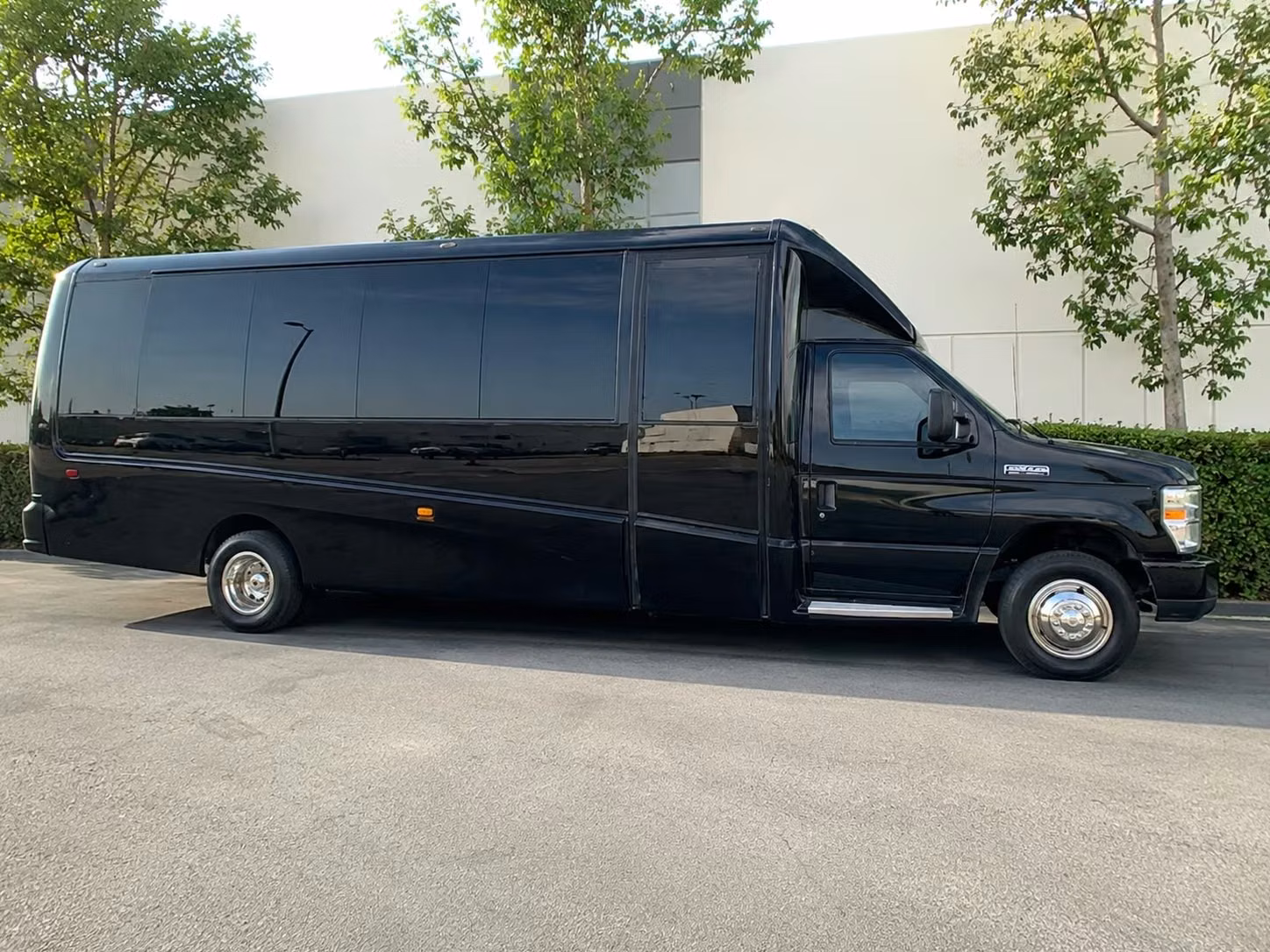clarksville airport transportation
