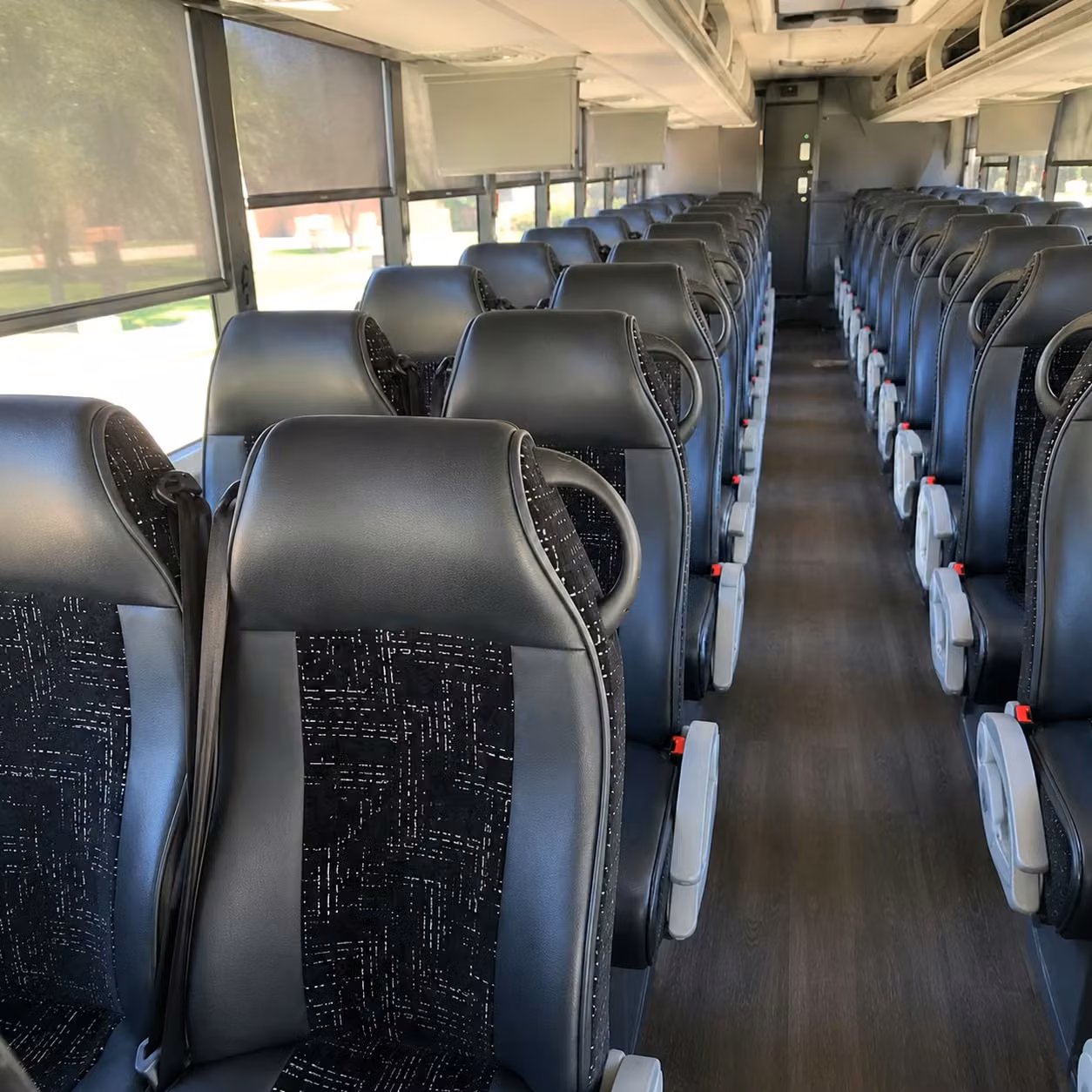 dod compliant charter bus rentals for government agencies in clarksville