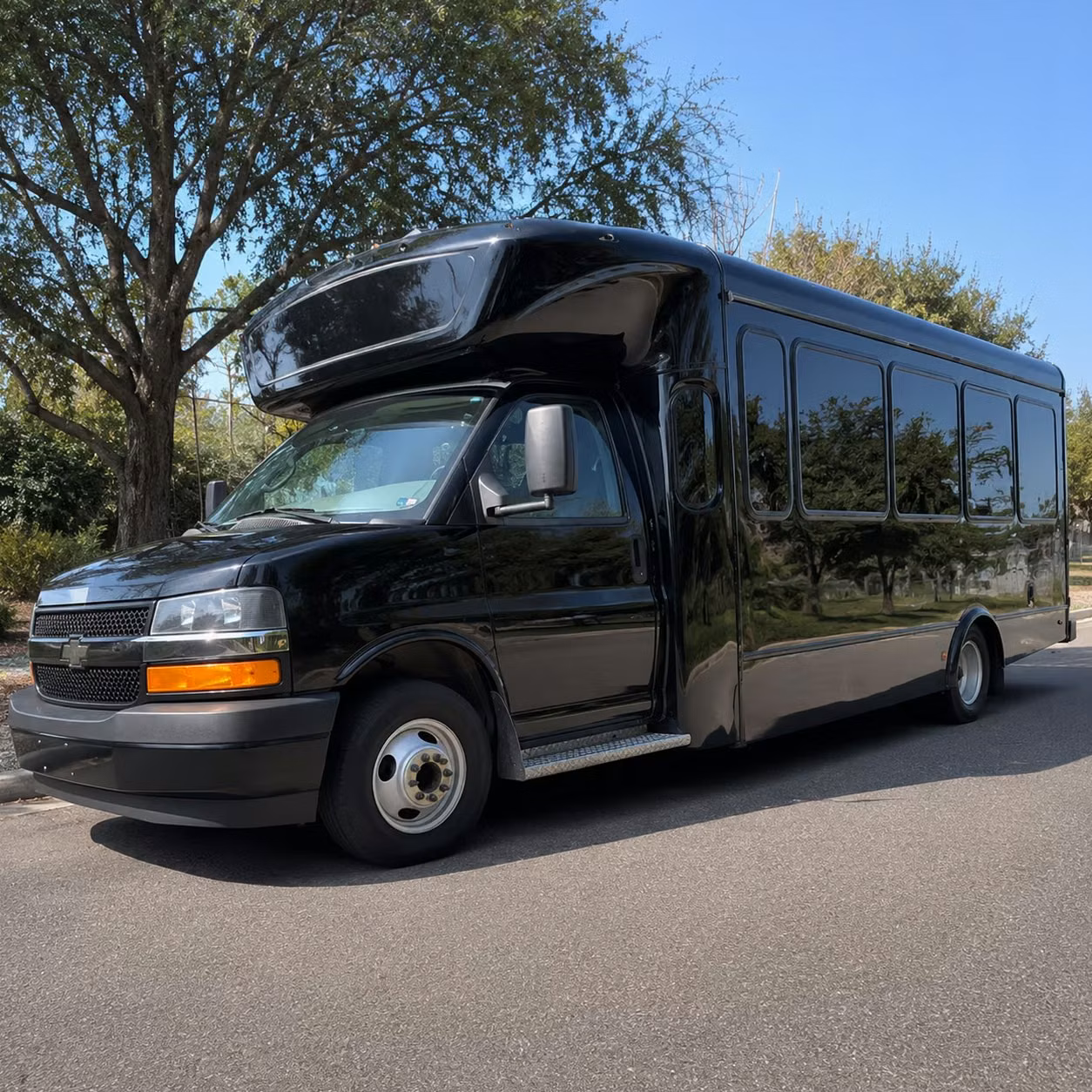 party buses for clarksville prom night that keep the energy going from pickup to last drop off